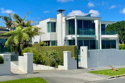 Auckland 22
