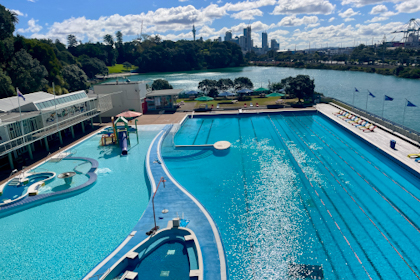 Auckland 40