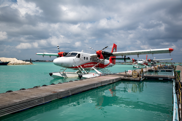Mit dem Wasserflugzeug ins Kuredu Island Resort & Spa, Malediven