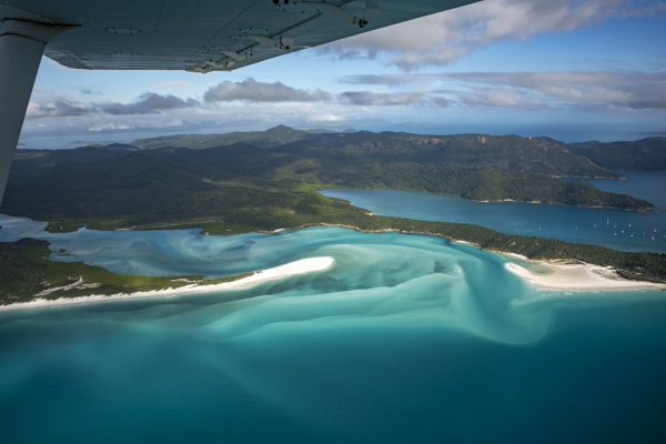 Blick auf Whitehaven Beach, gelegen auf den Whitsunday Islands in Queensland, Australien